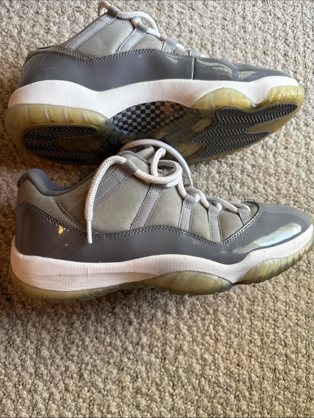 Jordan Men's Retro 11 Low-Top Sneakers in Gray and White size 13